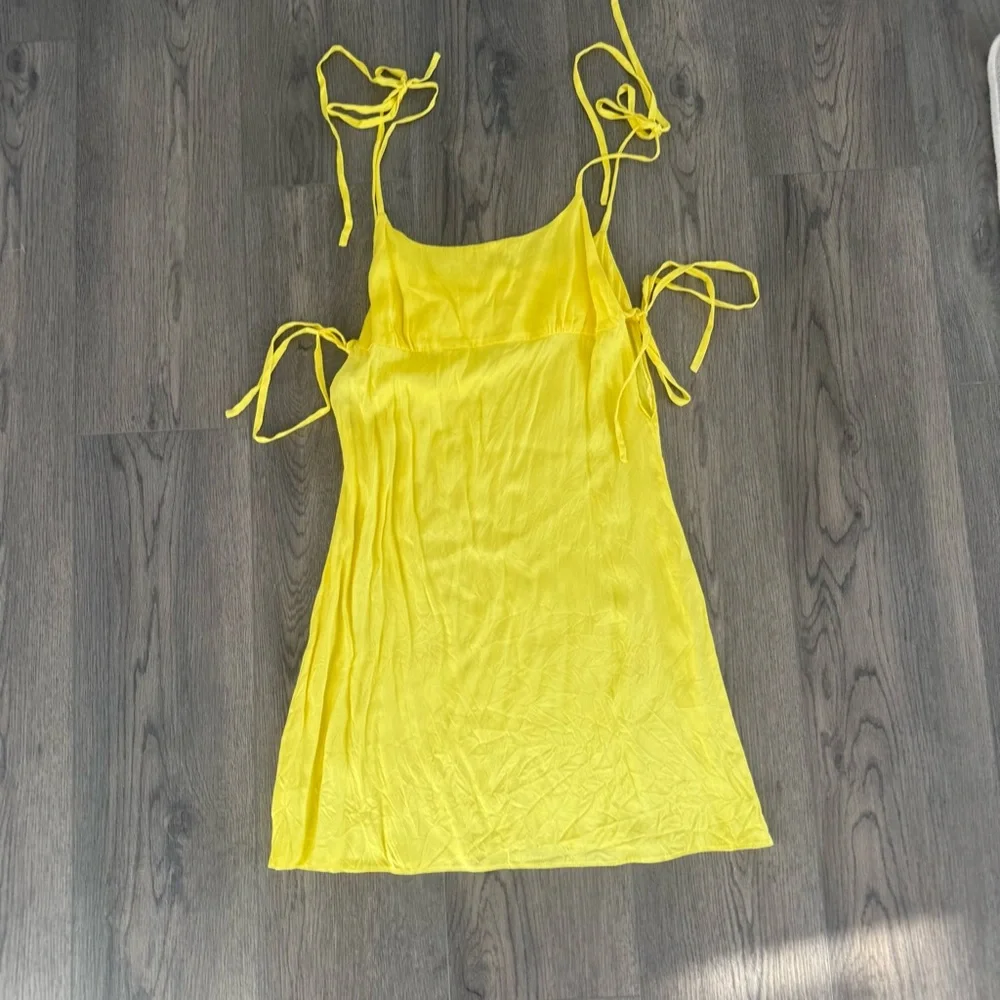 Adriana Iglesias Silk Road Silk Y2K Slip Dress Yellow Size XS - Could Fit Small - Picture 3 of 5